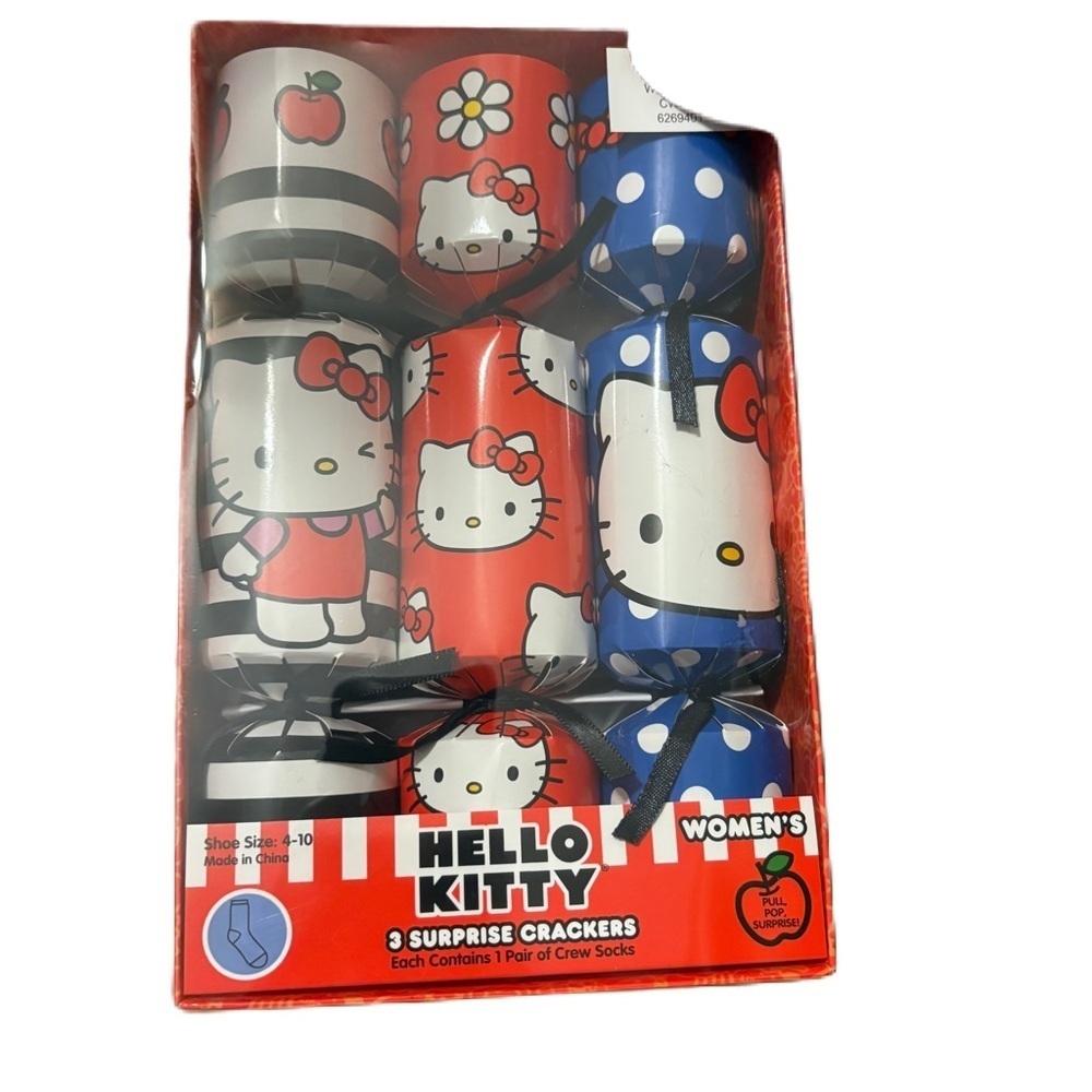 Hello Kitty Red and White Surprise Crackers NEW Socks Gift Popper Women’s